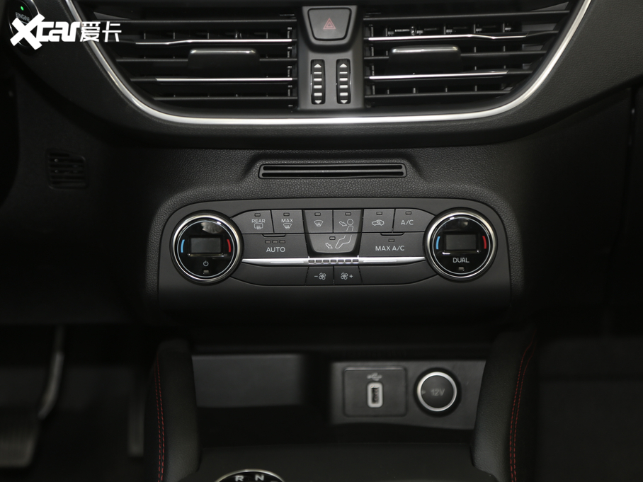 2020˹ Ɏ EcoBoost 180 ST Line