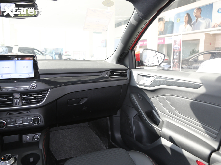 2020˹ Ɏ EcoBoost 180 ST Line