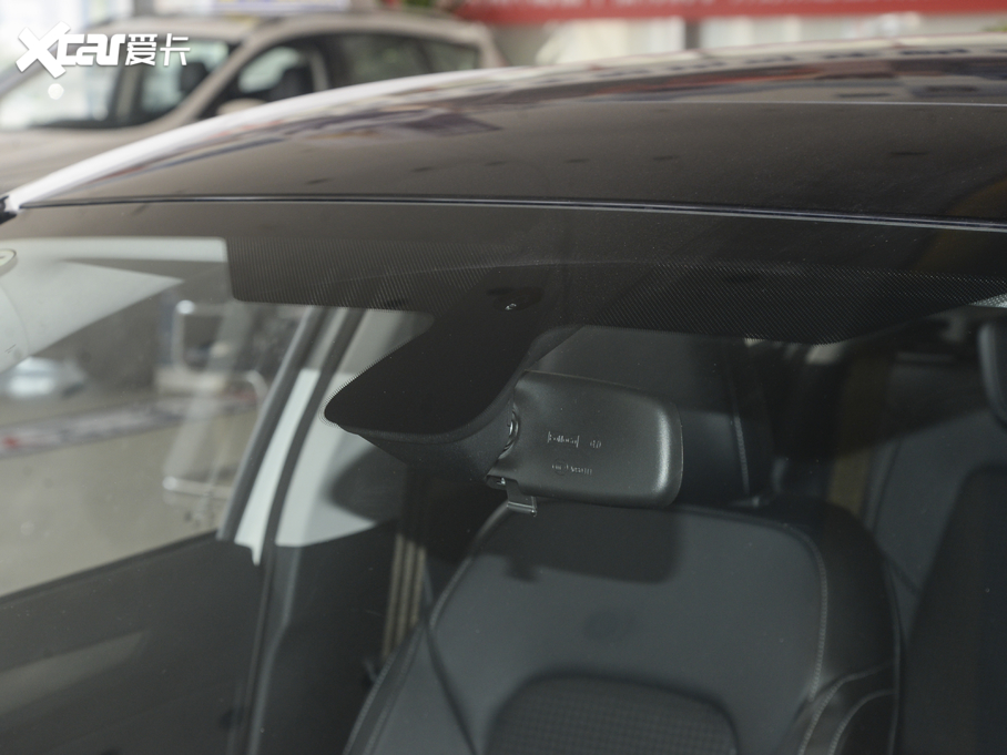 2020˹ Ɏ EcoBoost 180 Ԅh