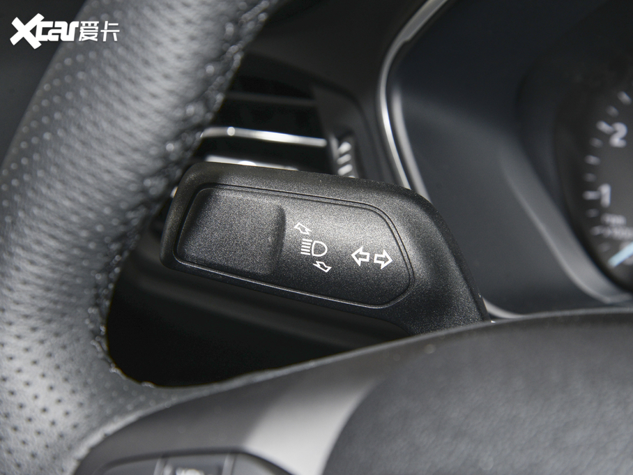 2020˹ Ɏ EcoBoost 180 Ԅh