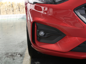 2020Ɏ EcoBoost 180 ST Line ^