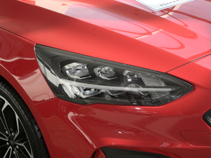 2020Ɏ EcoBoost 180 ST Line ^