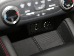 2020Ɏ EcoBoost 180 ST Line g