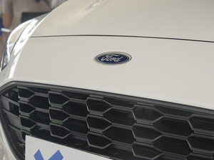 2020Ɏ EcoBoost 180 Ԅh ^