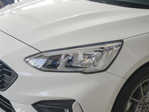 2020Ɏ EcoBoost 180 Ԅh ^