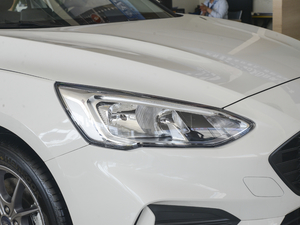 2020Ɏ EcoBoost 180 Ԅh ^