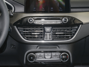 2020Ɏ EcoBoost 180 Ԅh {(dio)L