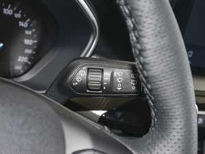 2020Ɏ EcoBoost 180 Ԅh п؅^(q)