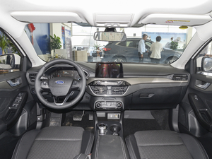 2020款两厢 EcoBoost 180 自动锋潮型 内饰全景