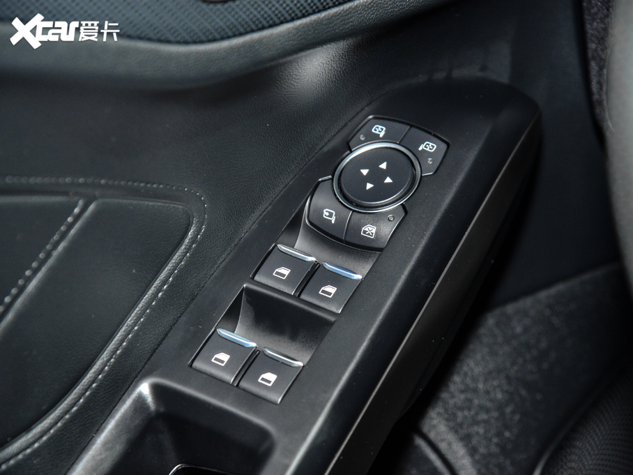 2020˹  EcoBoost 180 ST Line