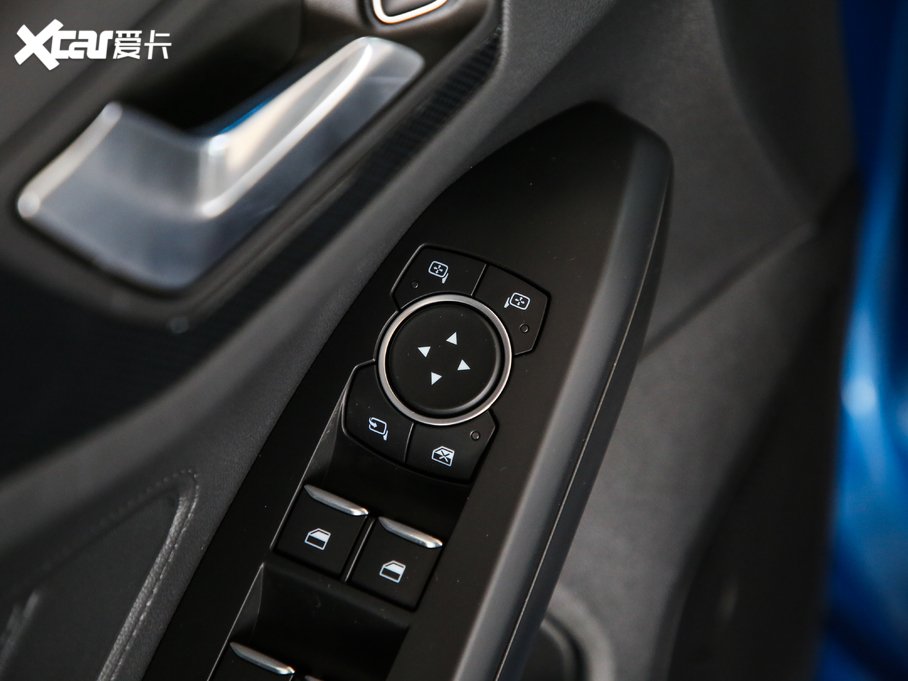 2020˹ Ɏ EcoBoost 180 ST Line