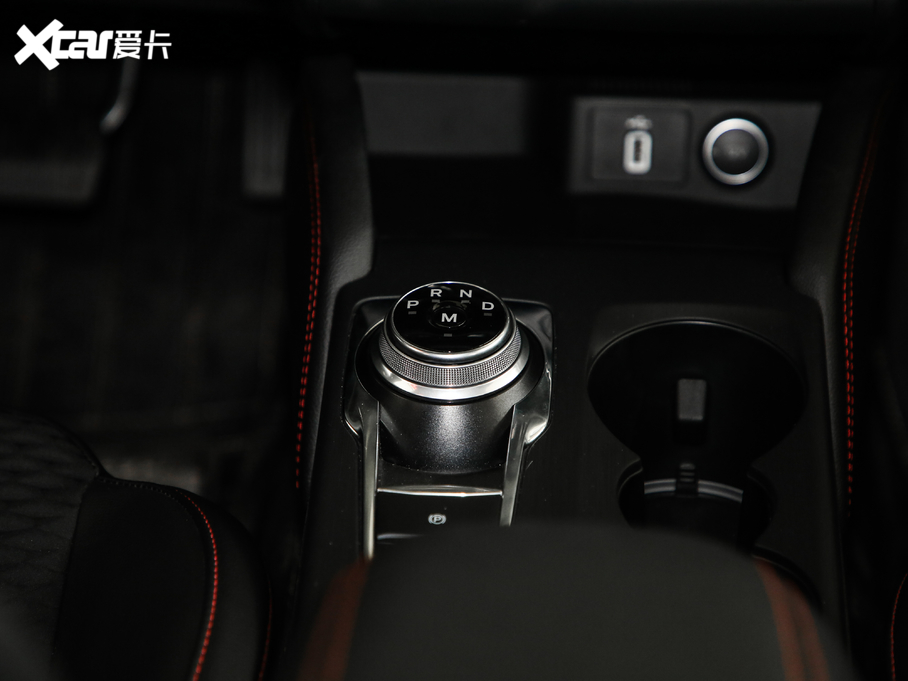 2020˹ Ɏ EcoBoost 180 ST Line