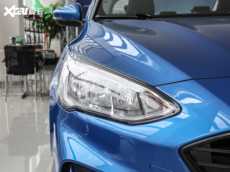 2020˹  EcoBoost 180 Ԅh