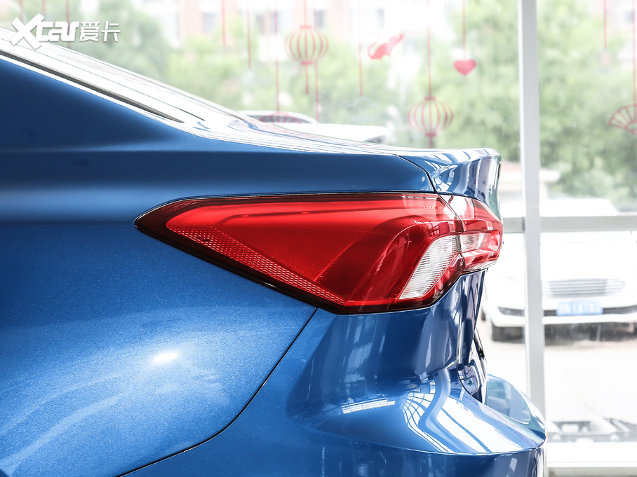 2020˹  EcoBoost 180 Ԅh