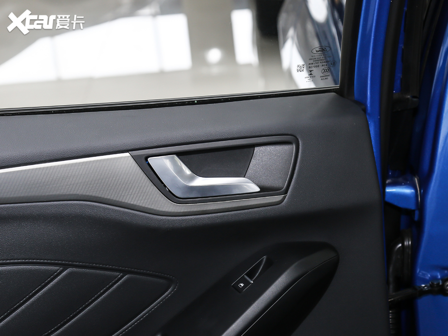 2020˹  EcoBoost 180 Ԅh