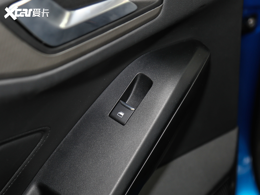 2020˹  EcoBoost 180 Ԅh