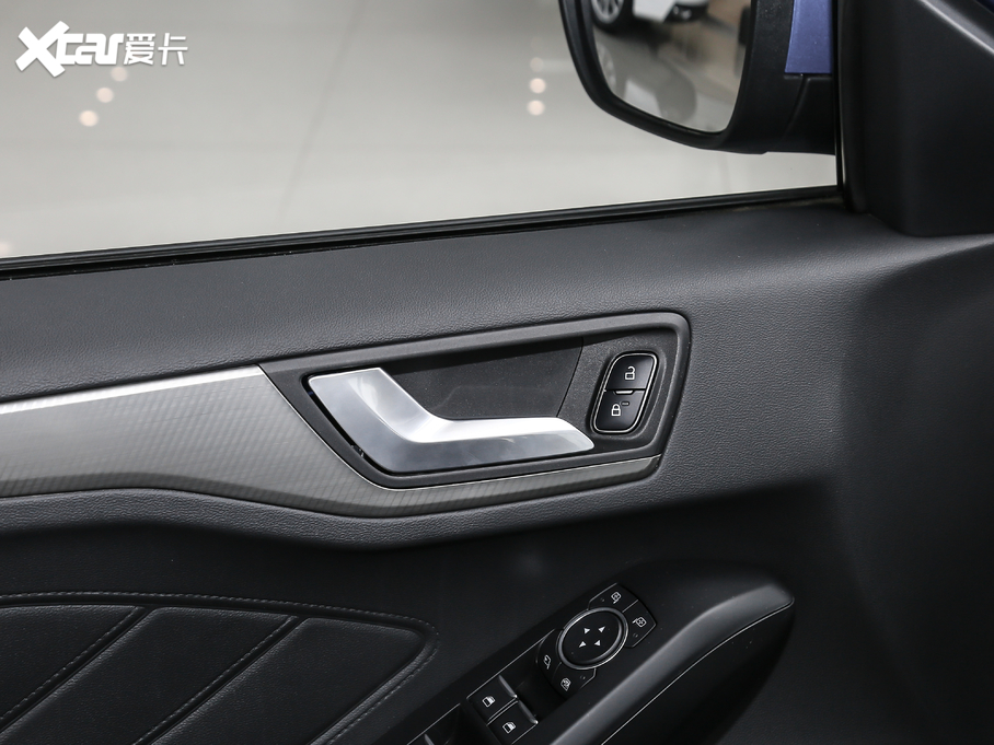 2020˹  EcoBoost 180 Ԅh