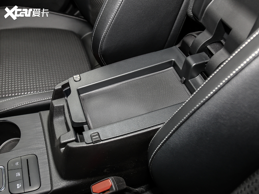 2020˹  EcoBoost 180 Ԅh