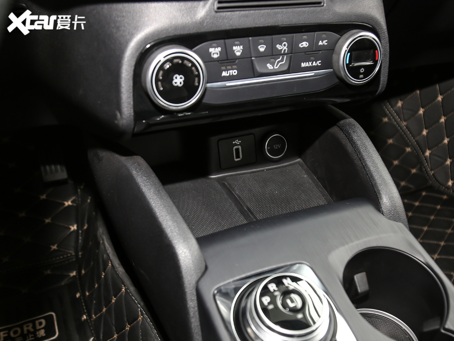 2020˹  EcoBoost 180 Ԅh