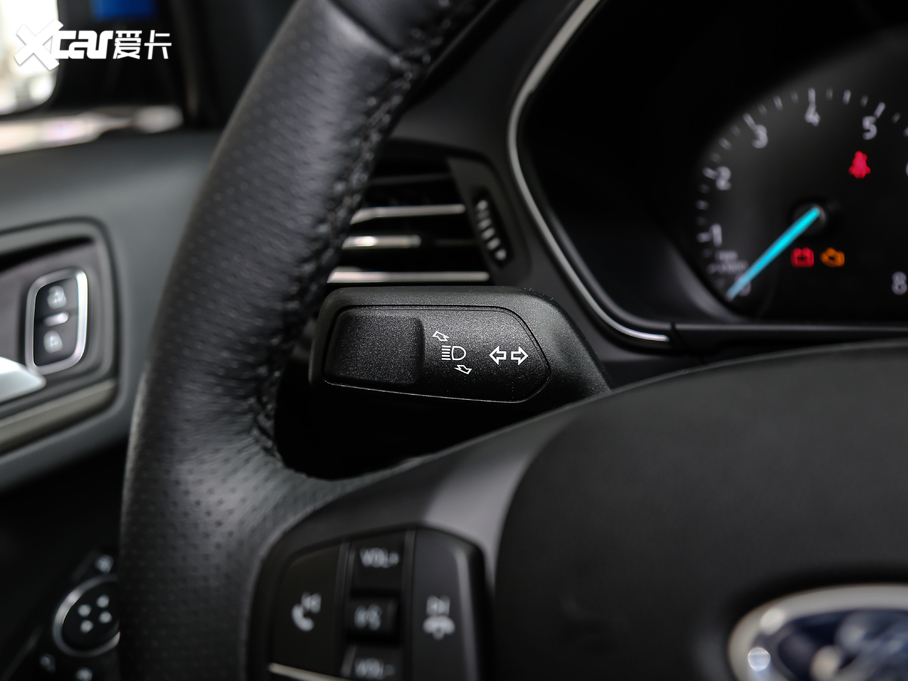 2020˹  EcoBoost 180 Ԅh