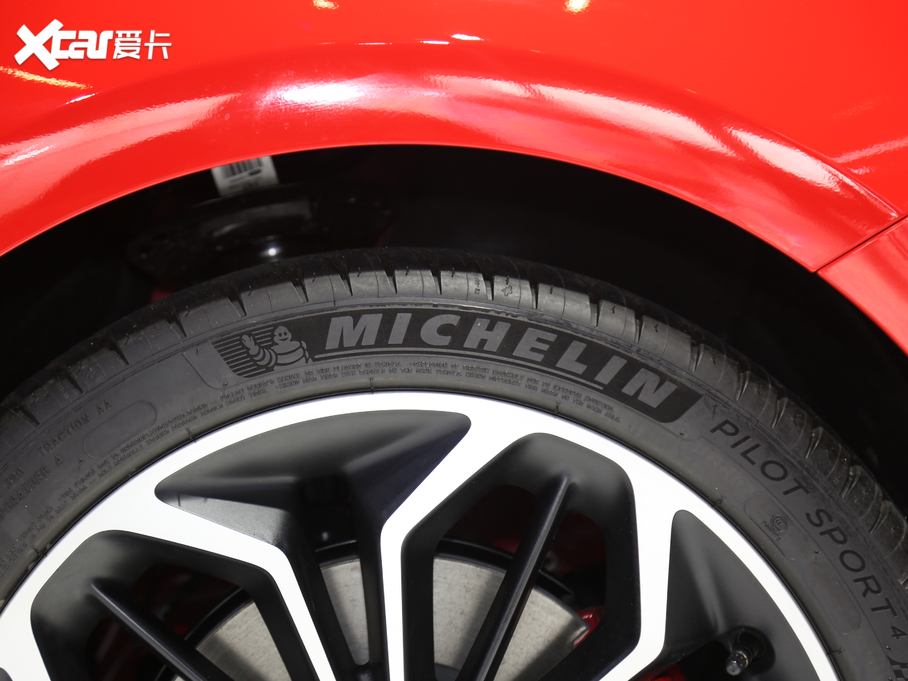 2020˹  EcoBoost 180 ST Line