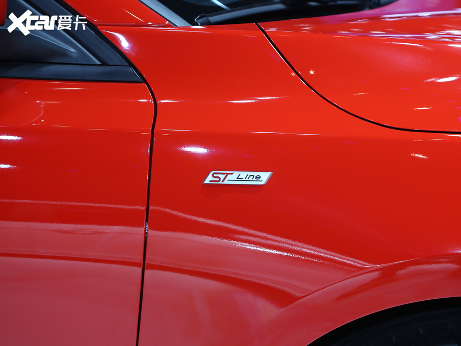 2020˹  EcoBoost 180 ST Line