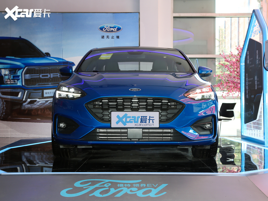 2020˹  EcoBoost 180 ST Line