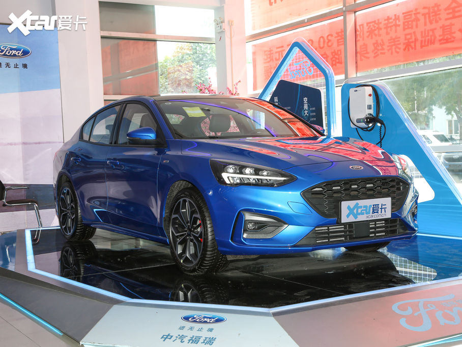 2020˹  EcoBoost 180 ST Line