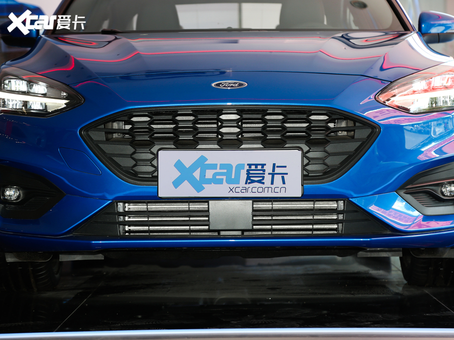 2020˹  EcoBoost 180 ST Line