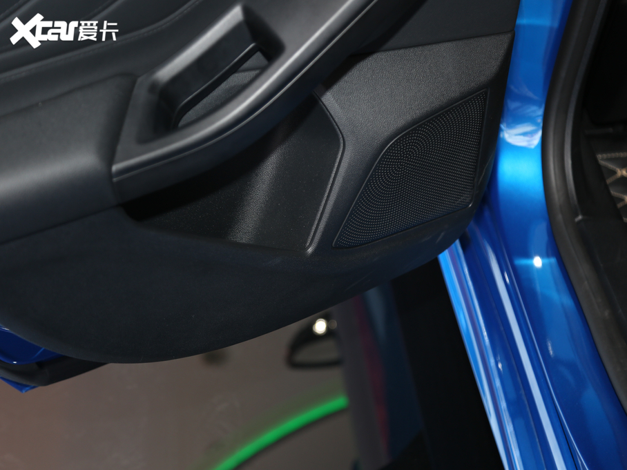 2020˹  EcoBoost 180 ST Line