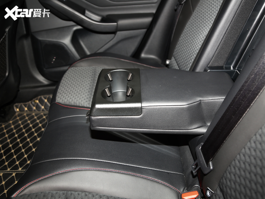 2020˹  EcoBoost 180 ST Line