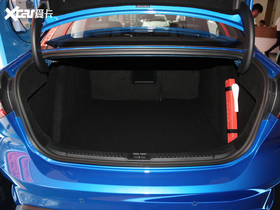 2020˹  EcoBoost 180 ST Line