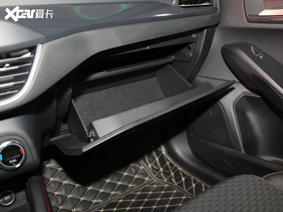 2020˹  EcoBoost 180 ST Line