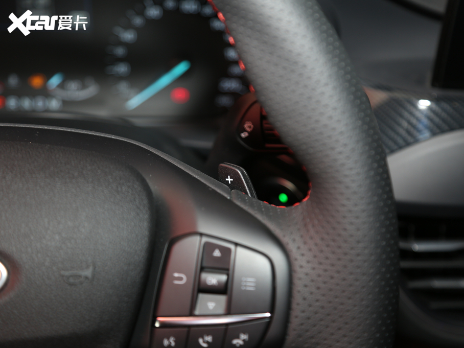 2020˹  EcoBoost 180 ST Line