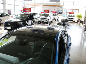 2020Ɏ EcoBoost 180 ST Line ܇