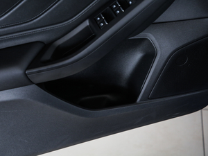 2020Ɏ EcoBoost 180 ST Line g