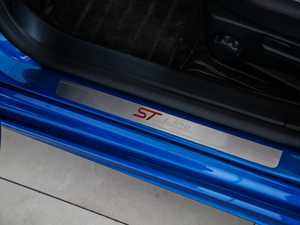 2020Ɏ EcoBoost 180 ST Line g