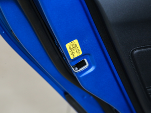 2020Ɏ EcoBoost 180 ST Line g