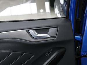 2020 EcoBoost 180 Ԅh g