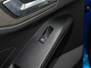 2020 EcoBoost 180 Ԅh g