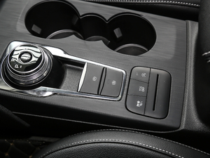 2020 EcoBoost 180 Ԅ(dng)h v܇Ƅ(dng)