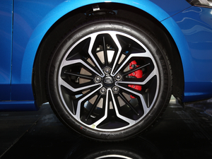 2020 EcoBoost 180 ST Line ݆Ȧ