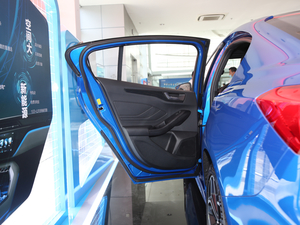 2020 EcoBoost 180 ST Line ܇T