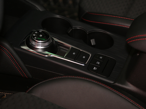 2020 EcoBoost 180 ST Line v܇(ch)Ƅ(dng)