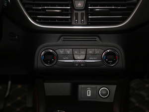 2020 EcoBoost 180 ST Line {(dio){(dio)(ji)