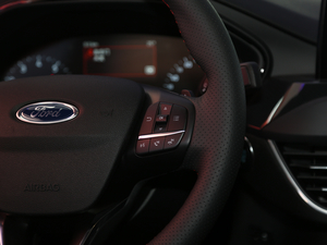 2020 EcoBoost 180 ST Line п؅^(q)