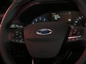 2020 EcoBoost 180 ST Line п؅^(q)