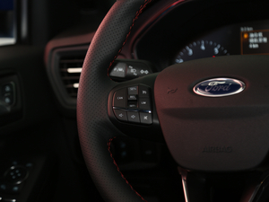 2020 EcoBoost 180 ST Line п؅^(q)