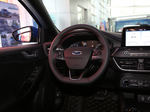 2020 EcoBoost 180 ST Line п؅^(q)