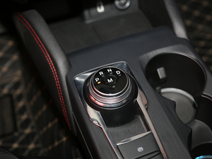 2020 EcoBoost 180 ST Line п؅^(q)